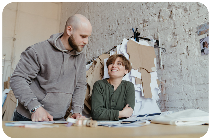 Curvedpexels-cottonbro-studio-4622225